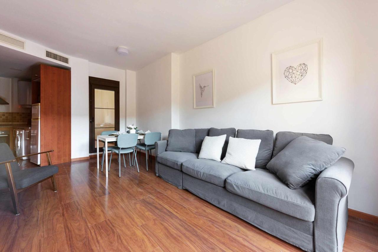 Pineapple Rosaleda 13 Apartment Malaga Exterior photo
